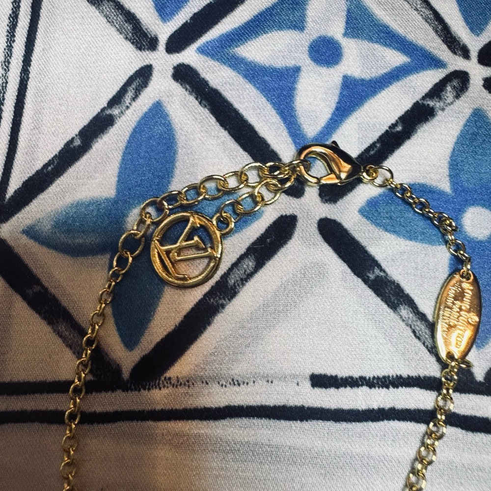 Louis Vuitton Gold and Purple LV Charm Bracelet M61084 LE1124 - Picture 4 of 5